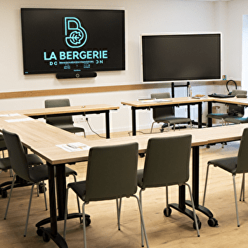 LA BERGERIE - DOMAINE DE LA JEANNE - DIJON  - DIJON