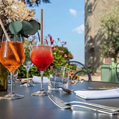 CHATEAU DE COUCHES DIT DE MARGUERITE DE BOURGOGNE - RECEPTIONS ET ROOFTOP