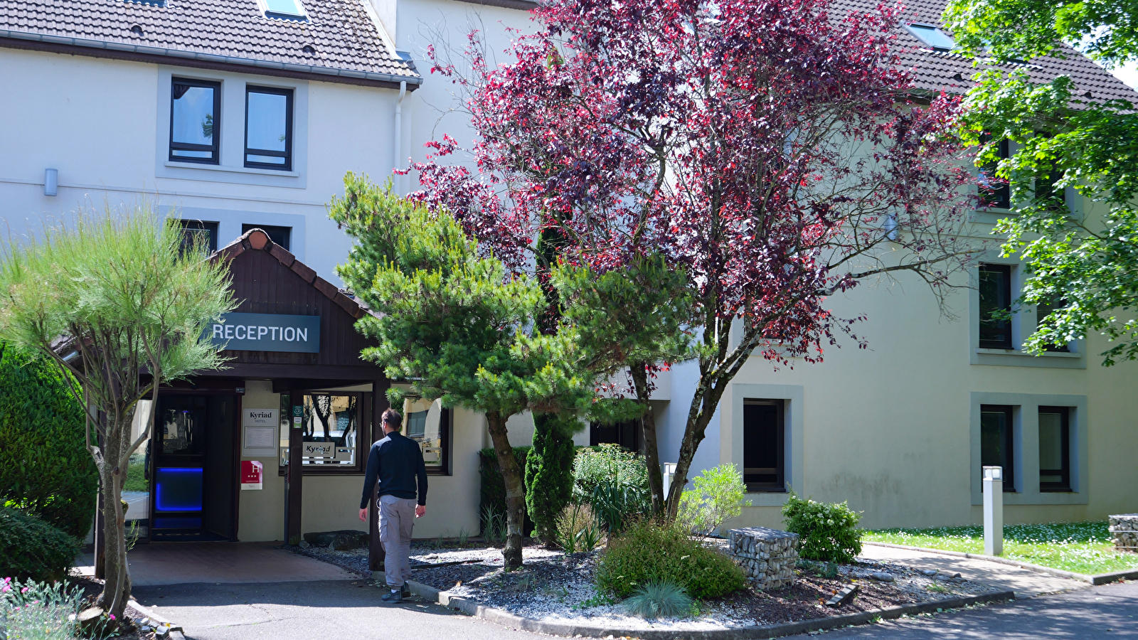 KYRIAD DIJON EST MIRANDE