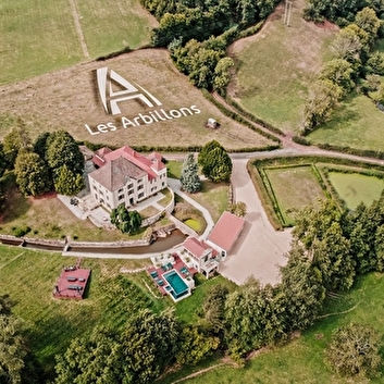 DEMEURE LES ARBILLONS - BOURGVILAIN